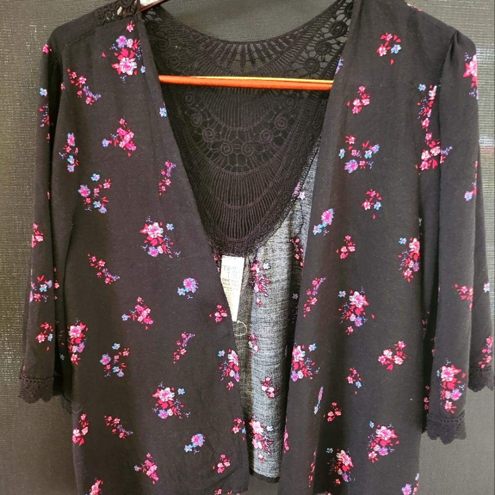 Time and Tru cotton lightweight wrap/jacket. Sz Talla